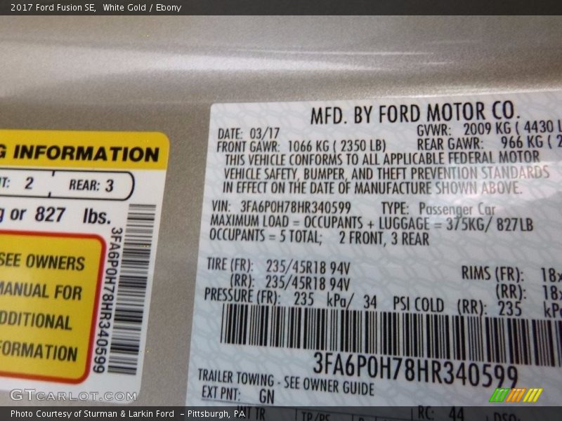 White Gold / Ebony 2017 Ford Fusion SE