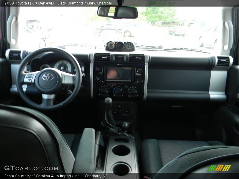 Black Diamond / Dark Charcoal 2009 Toyota FJ Cruiser 4WD