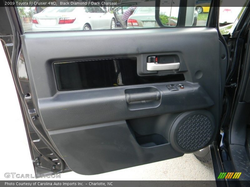 Black Diamond / Dark Charcoal 2009 Toyota FJ Cruiser 4WD