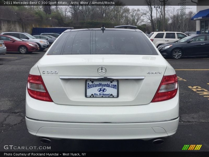 Arctic White / Almond/Mocha 2011 Mercedes-Benz C 300 Sport 4Matic