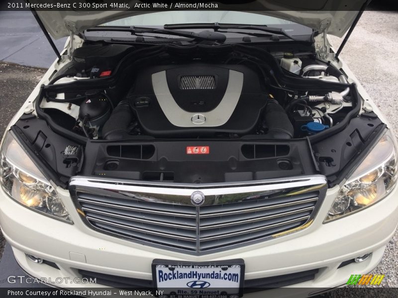 Arctic White / Almond/Mocha 2011 Mercedes-Benz C 300 Sport 4Matic