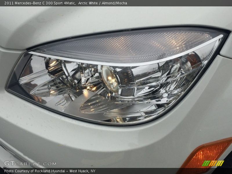 Arctic White / Almond/Mocha 2011 Mercedes-Benz C 300 Sport 4Matic