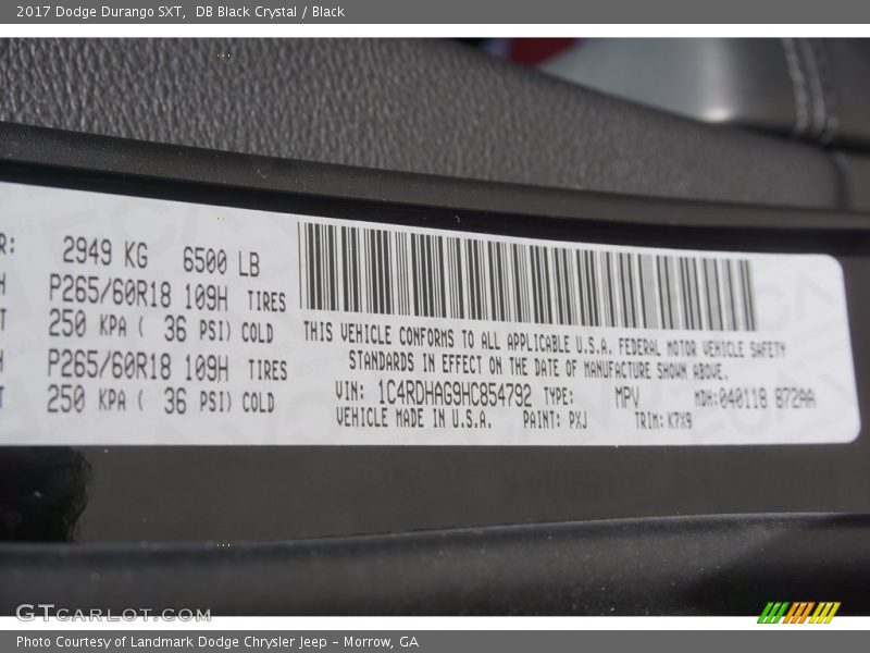 DB Black Crystal / Black 2017 Dodge Durango SXT