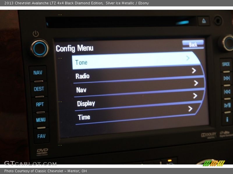 Silver Ice Metallic / Ebony 2013 Chevrolet Avalanche LTZ 4x4 Black Diamond Edition