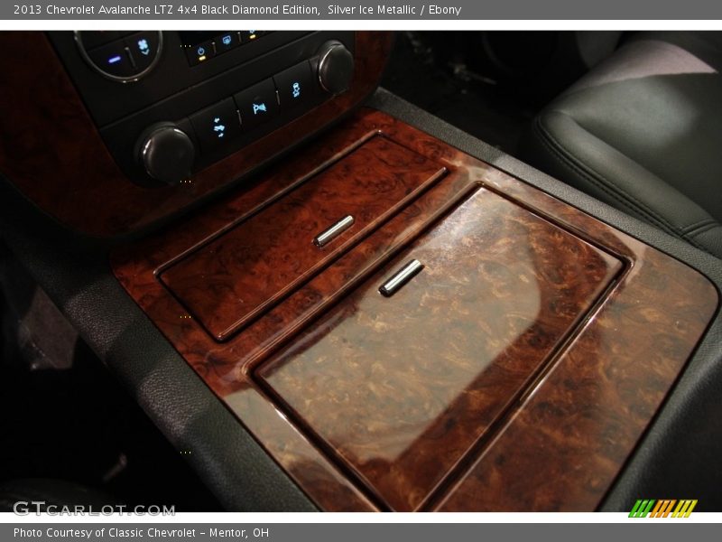Silver Ice Metallic / Ebony 2013 Chevrolet Avalanche LTZ 4x4 Black Diamond Edition