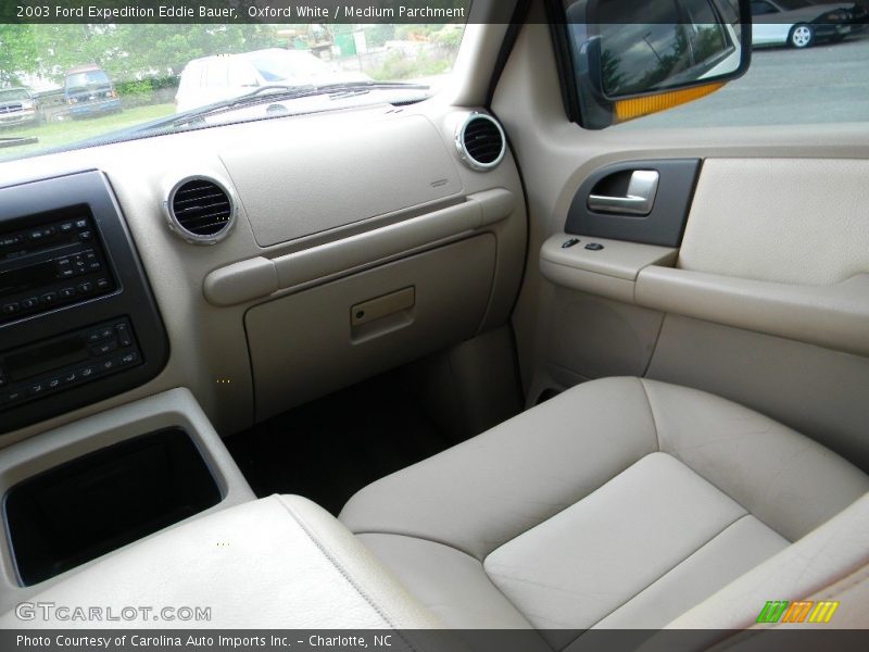 Oxford White / Medium Parchment 2003 Ford Expedition Eddie Bauer
