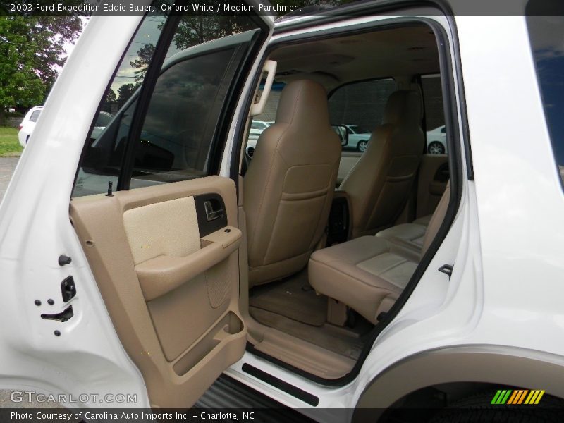 Oxford White / Medium Parchment 2003 Ford Expedition Eddie Bauer