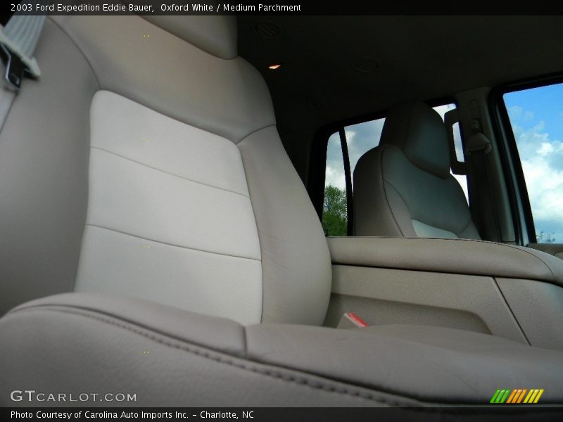 Oxford White / Medium Parchment 2003 Ford Expedition Eddie Bauer