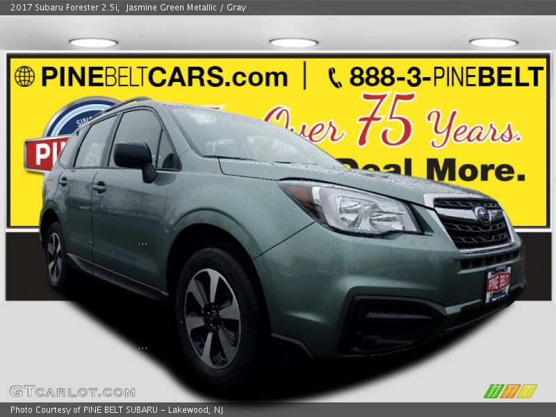Jasmine Green Metallic / Gray 2017 Subaru Forester 2.5i