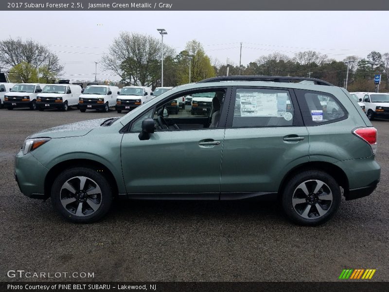 Jasmine Green Metallic / Gray 2017 Subaru Forester 2.5i