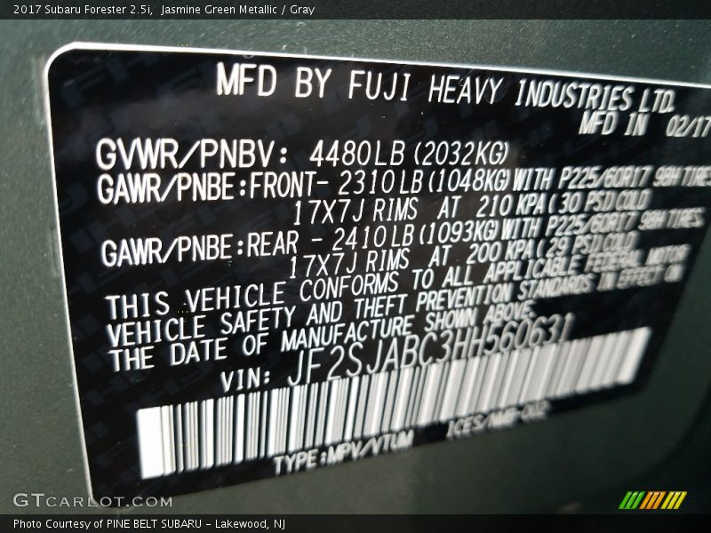 Jasmine Green Metallic / Gray 2017 Subaru Forester 2.5i