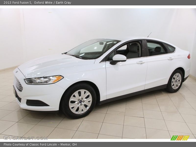 Oxford White / Earth Gray 2013 Ford Fusion S