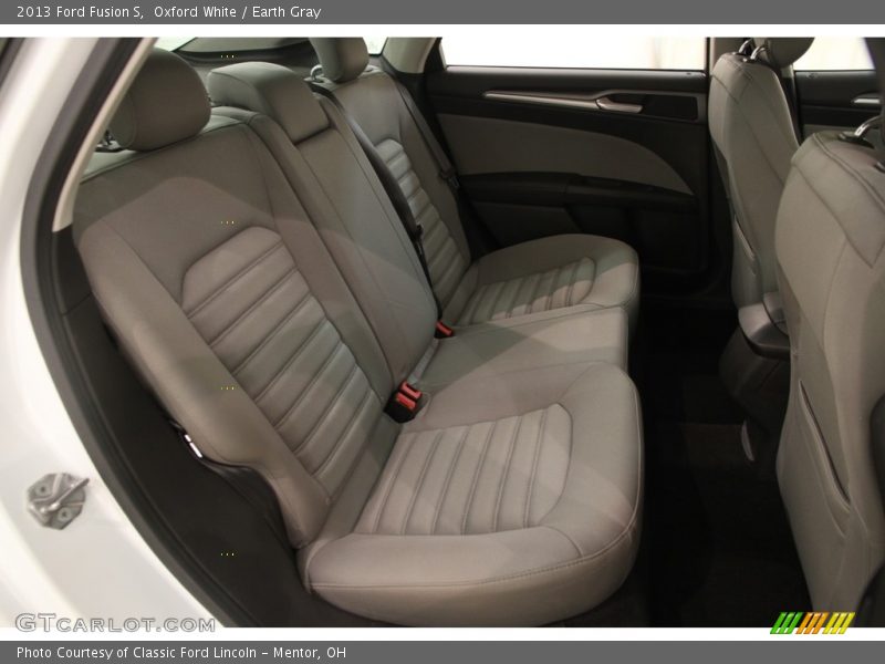Oxford White / Earth Gray 2013 Ford Fusion S
