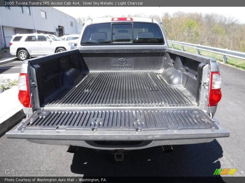 Silver Sky Metallic / Light Charcoal 2005 Toyota Tundra SR5 Access Cab 4x4