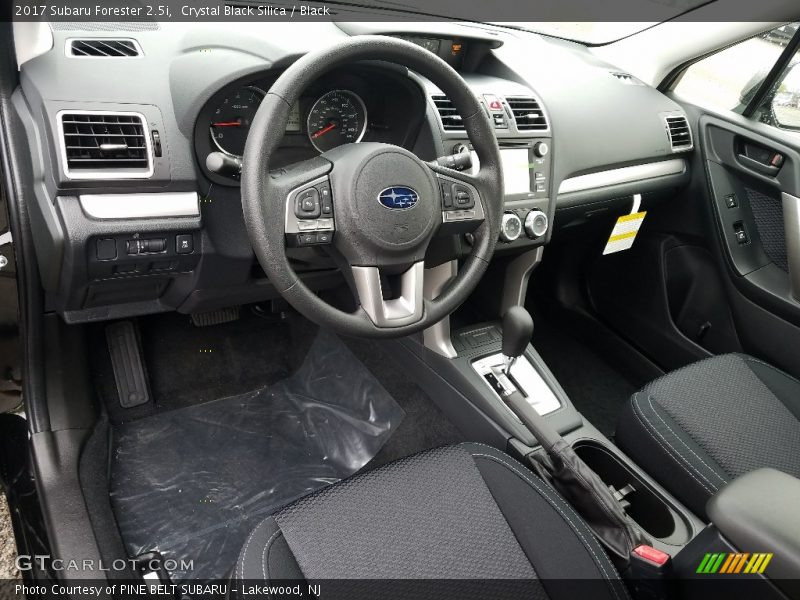 Crystal Black Silica / Black 2017 Subaru Forester 2.5i