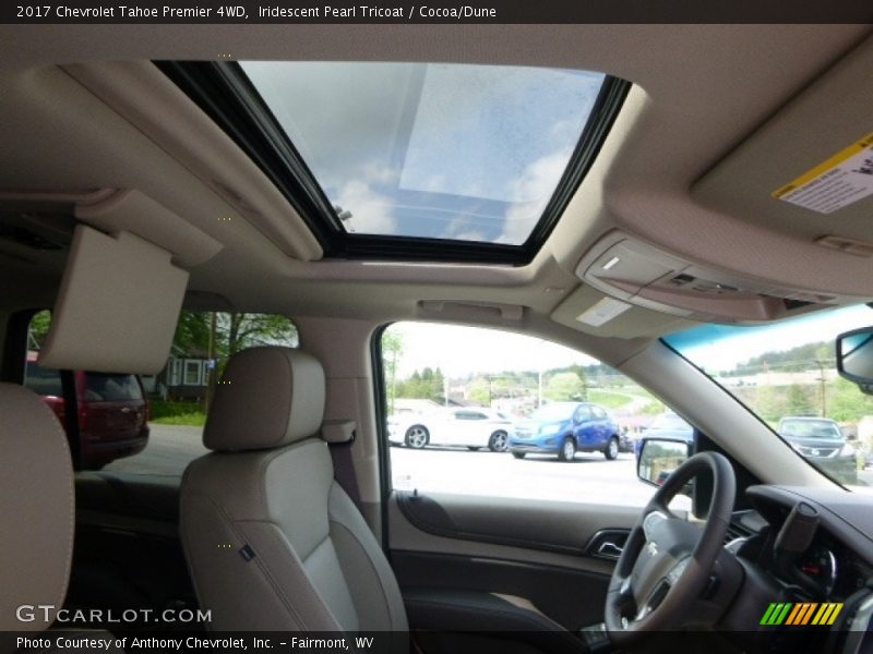 Iridescent Pearl Tricoat / Cocoa/Dune 2017 Chevrolet Tahoe Premier 4WD
