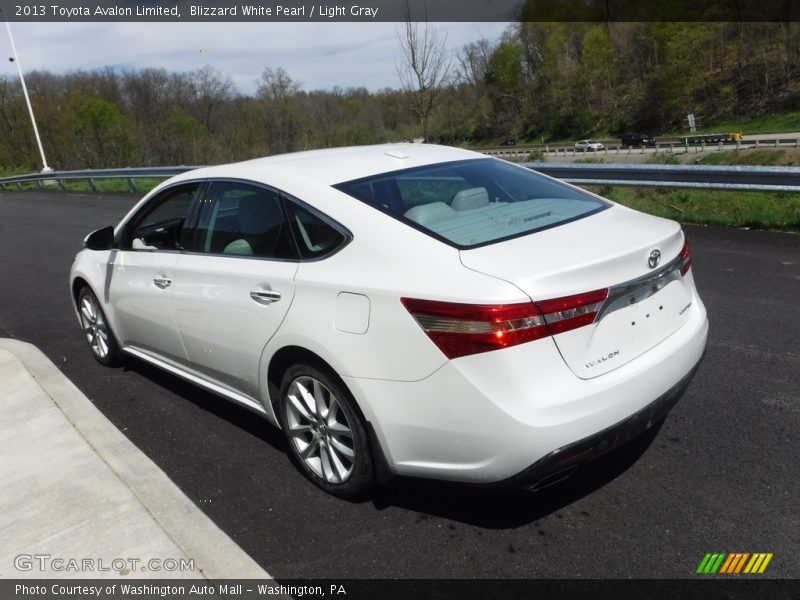 Blizzard White Pearl / Light Gray 2013 Toyota Avalon Limited