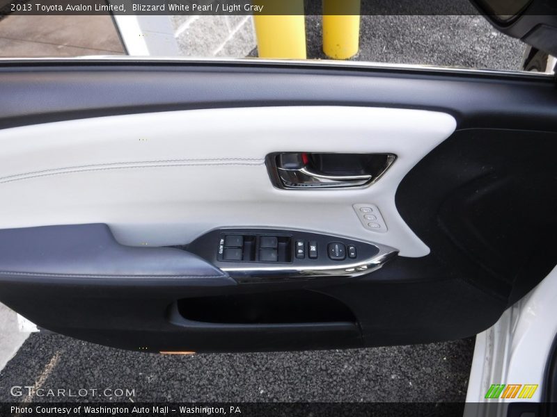 Blizzard White Pearl / Light Gray 2013 Toyota Avalon Limited