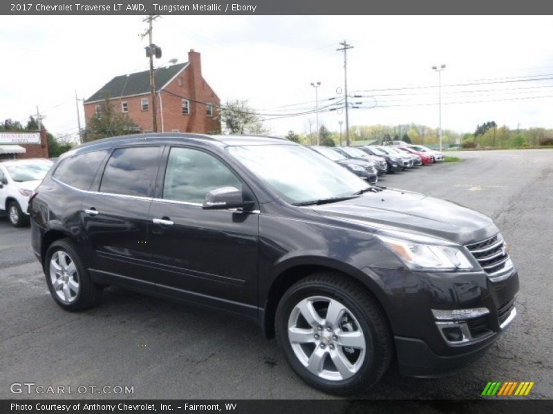 Tungsten Metallic / Ebony 2017 Chevrolet Traverse LT AWD