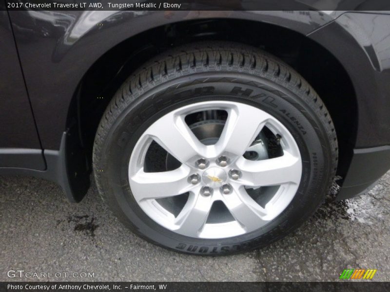 Tungsten Metallic / Ebony 2017 Chevrolet Traverse LT AWD