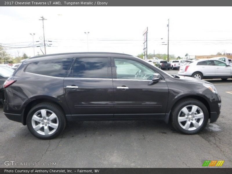 Tungsten Metallic / Ebony 2017 Chevrolet Traverse LT AWD