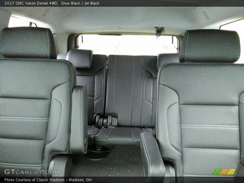 Onyx Black / Jet Black 2017 GMC Yukon Denali 4WD