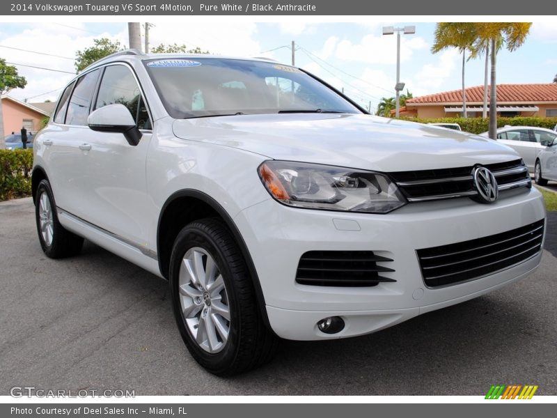 Pure White / Black Anthracite 2014 Volkswagen Touareg V6 Sport 4Motion