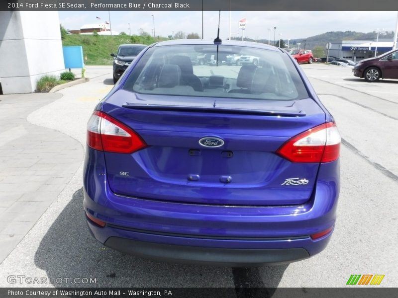 Performance Blue / Charcoal Black 2014 Ford Fiesta SE Sedan