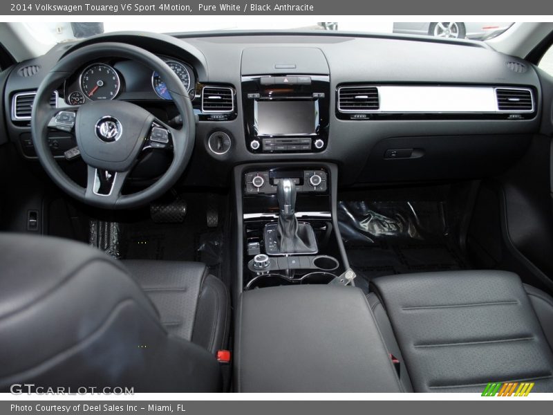 Pure White / Black Anthracite 2014 Volkswagen Touareg V6 Sport 4Motion