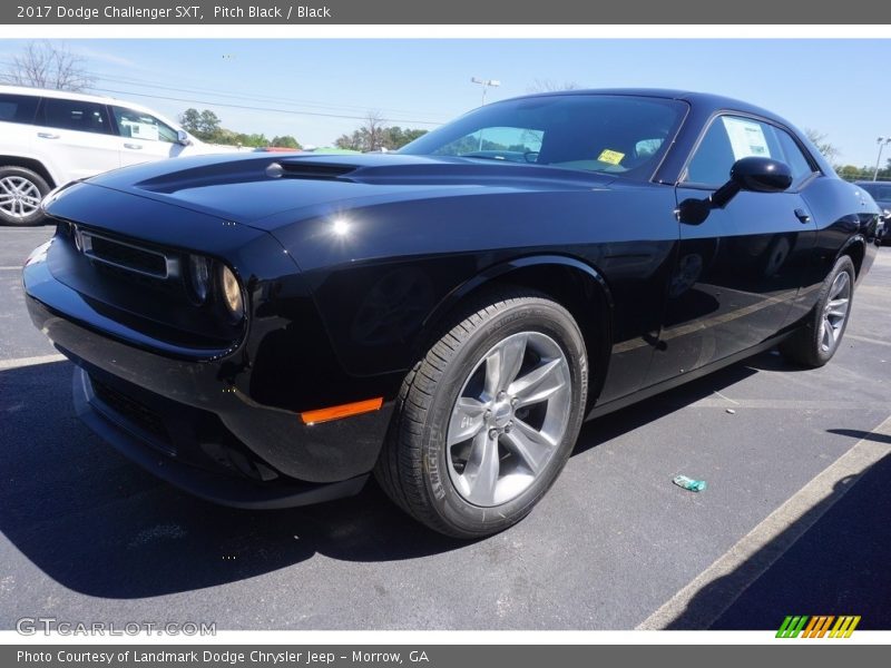 Pitch Black / Black 2017 Dodge Challenger SXT