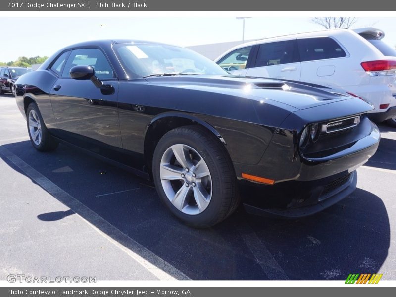 Pitch Black / Black 2017 Dodge Challenger SXT