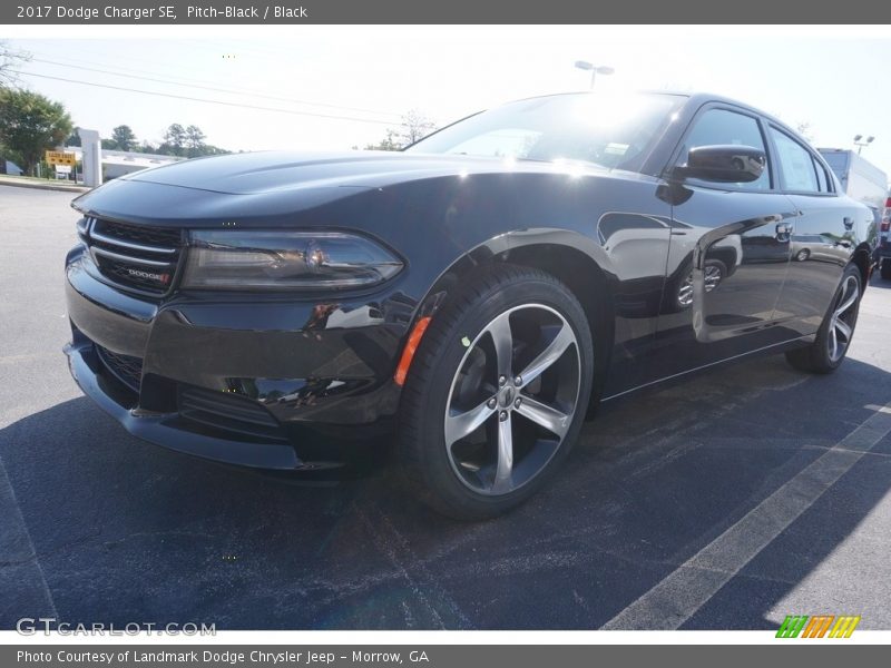 Pitch-Black / Black 2017 Dodge Charger SE