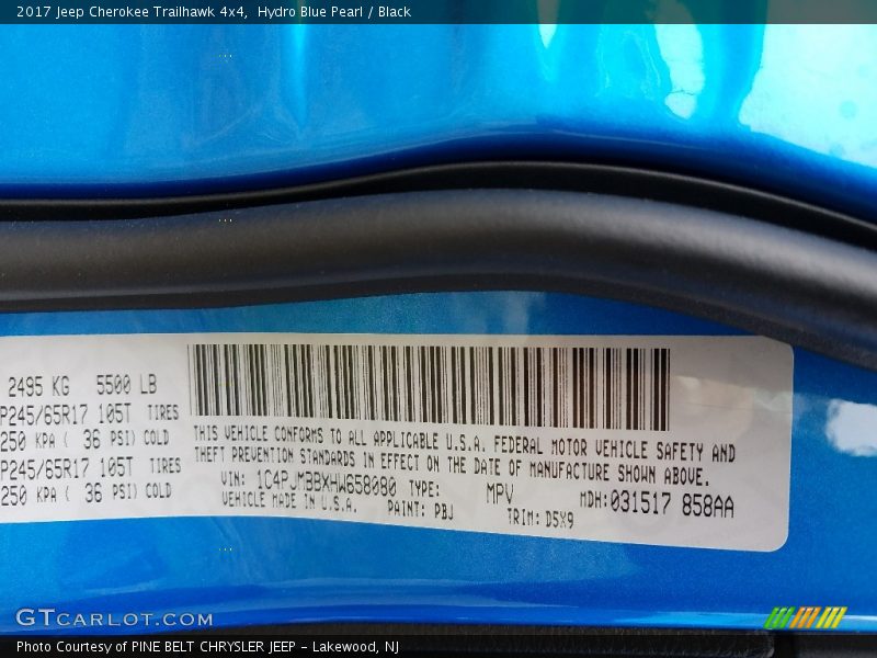 Hydro Blue Pearl / Black 2017 Jeep Cherokee Trailhawk 4x4