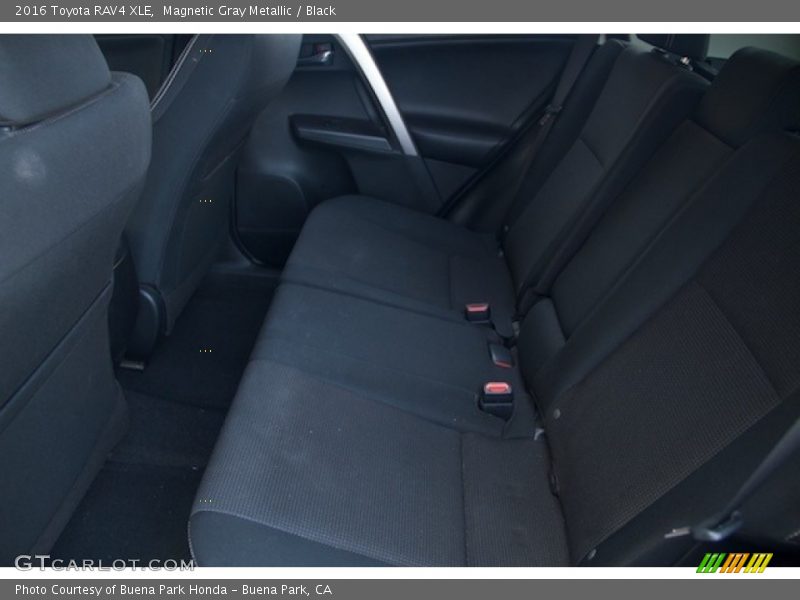Magnetic Gray Metallic / Black 2016 Toyota RAV4 XLE