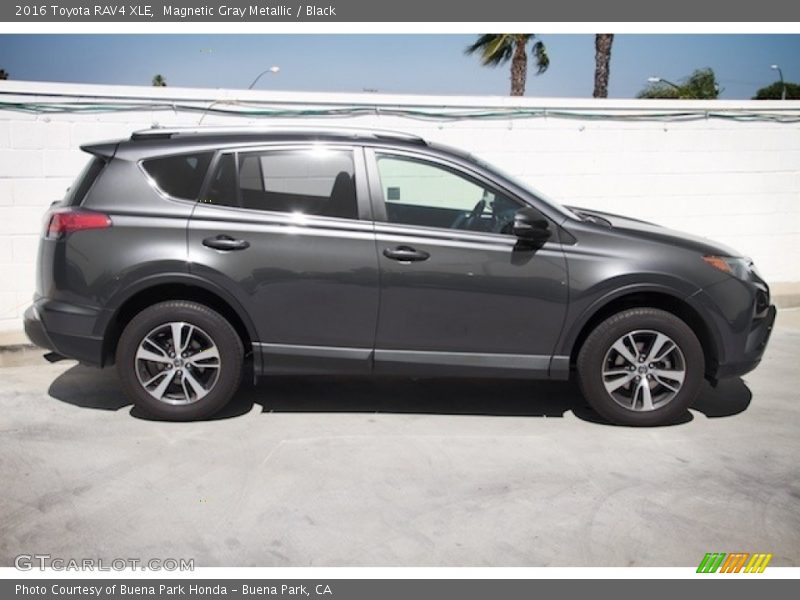 Magnetic Gray Metallic / Black 2016 Toyota RAV4 XLE
