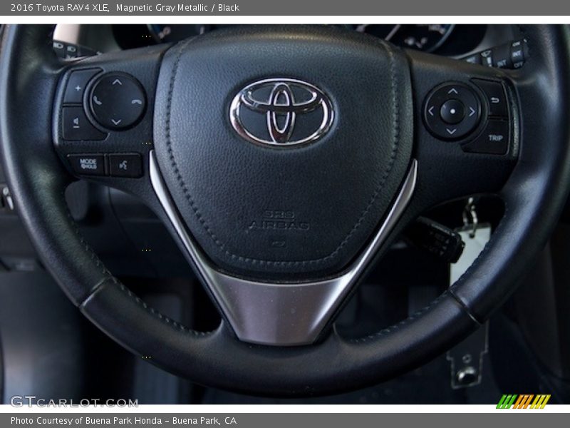 Magnetic Gray Metallic / Black 2016 Toyota RAV4 XLE
