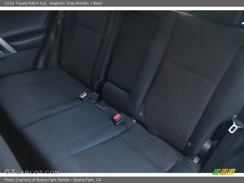 Magnetic Gray Metallic / Black 2016 Toyota RAV4 XLE