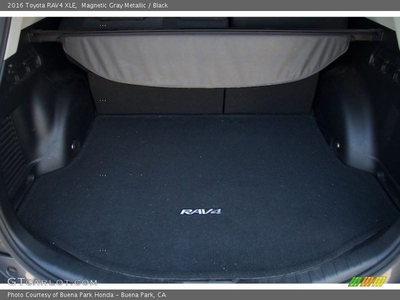Magnetic Gray Metallic / Black 2016 Toyota RAV4 XLE
