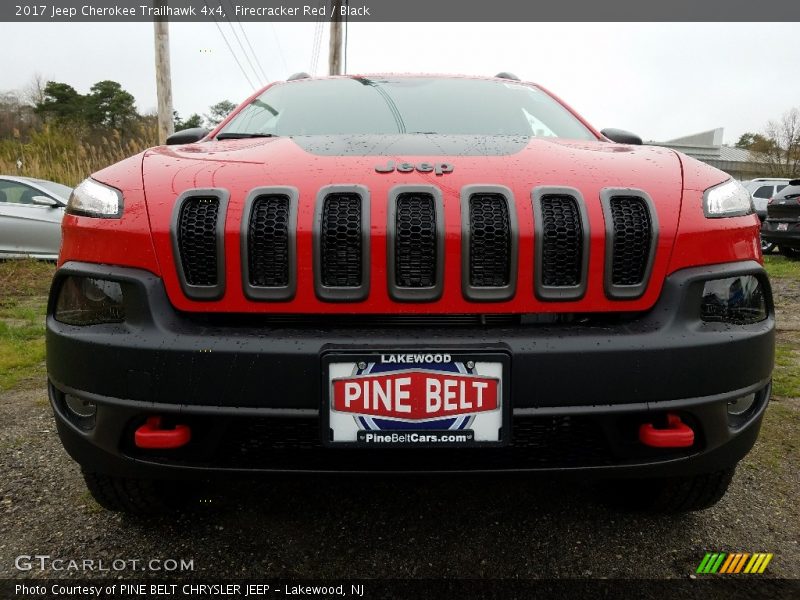 Firecracker Red / Black 2017 Jeep Cherokee Trailhawk 4x4