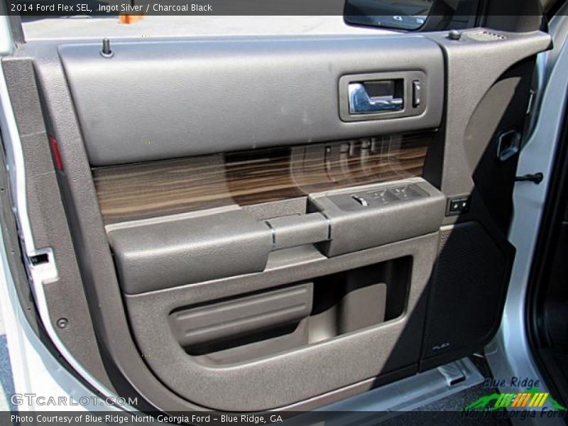 Ingot Silver / Charcoal Black 2014 Ford Flex SEL