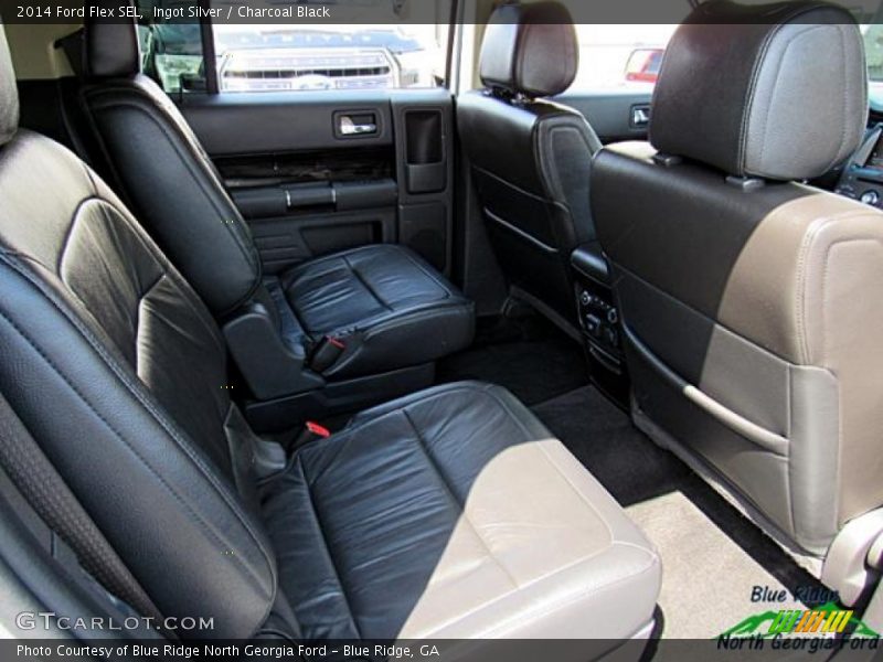 Ingot Silver / Charcoal Black 2014 Ford Flex SEL