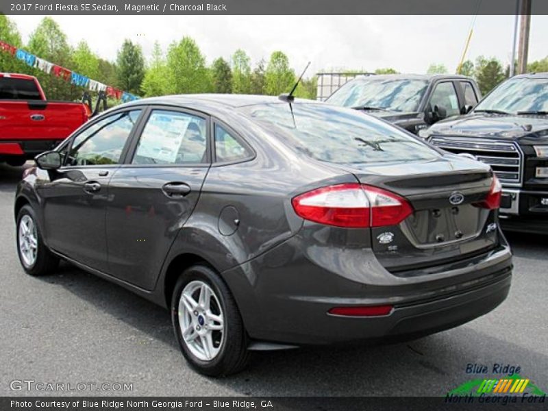 Magnetic / Charcoal Black 2017 Ford Fiesta SE Sedan