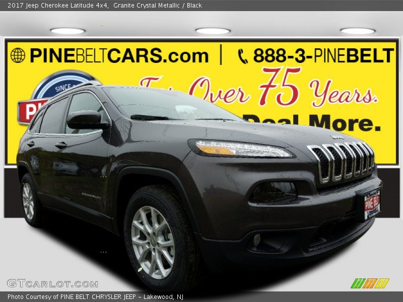 Granite Crystal Metallic / Black 2017 Jeep Cherokee Latitude 4x4