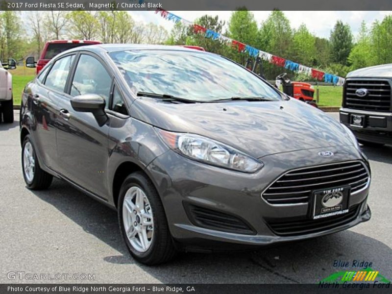 Magnetic / Charcoal Black 2017 Ford Fiesta SE Sedan