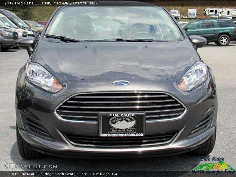 Magnetic / Charcoal Black 2017 Ford Fiesta SE Sedan