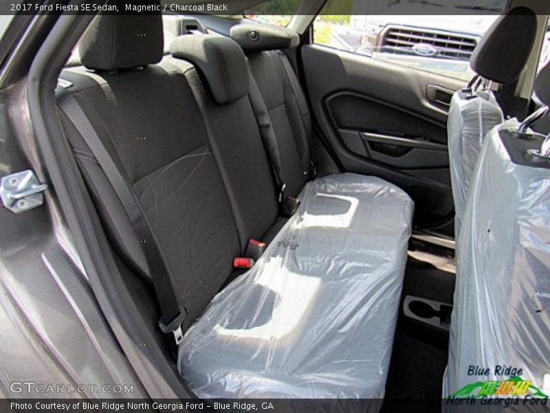 Magnetic / Charcoal Black 2017 Ford Fiesta SE Sedan