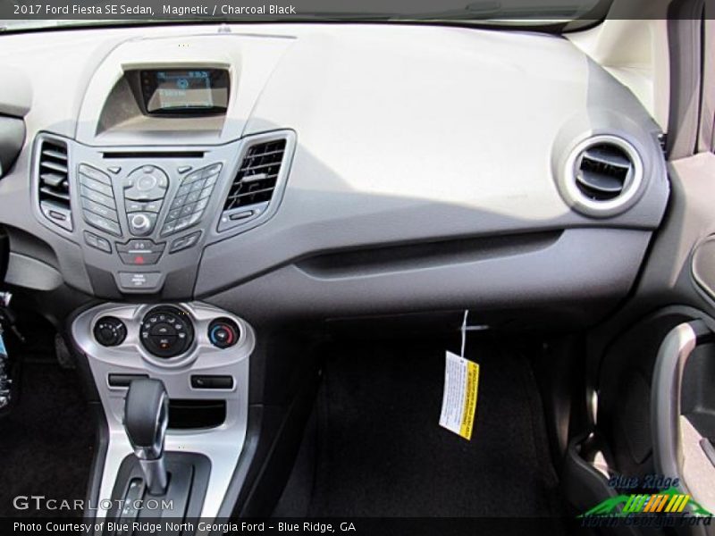 Magnetic / Charcoal Black 2017 Ford Fiesta SE Sedan
