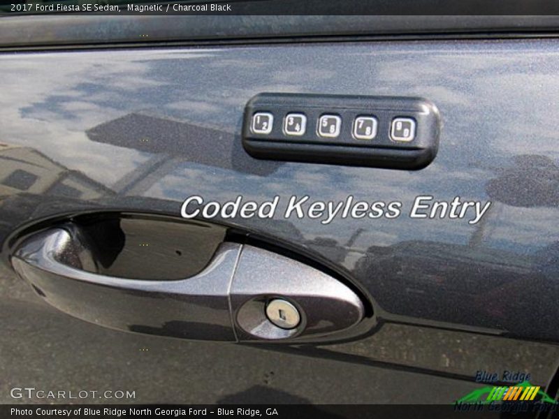 Magnetic / Charcoal Black 2017 Ford Fiesta SE Sedan