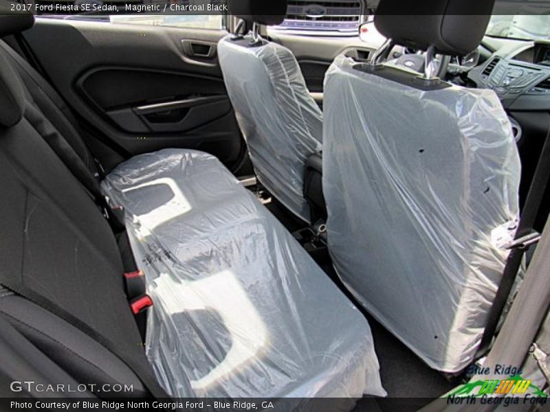 Magnetic / Charcoal Black 2017 Ford Fiesta SE Sedan