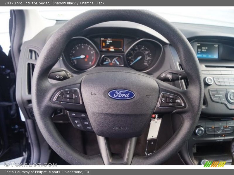 Shadow Black / Charcoal Black 2017 Ford Focus SE Sedan